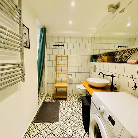 Cozy Downtown 2br Ground Fl - Piano