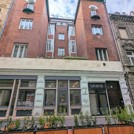 Appartamento Cozy Downtown 2br Ground Fl - Piano Budapest
